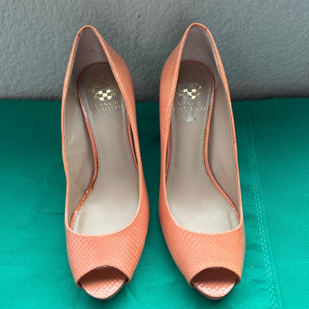 Vince Camuto Orange Pumps 8.5